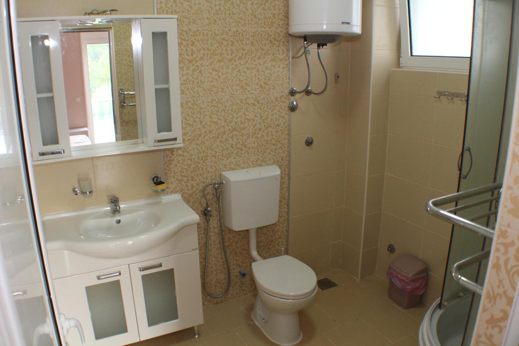 Gjinaj Apartments Ulcinj Bilik gambar